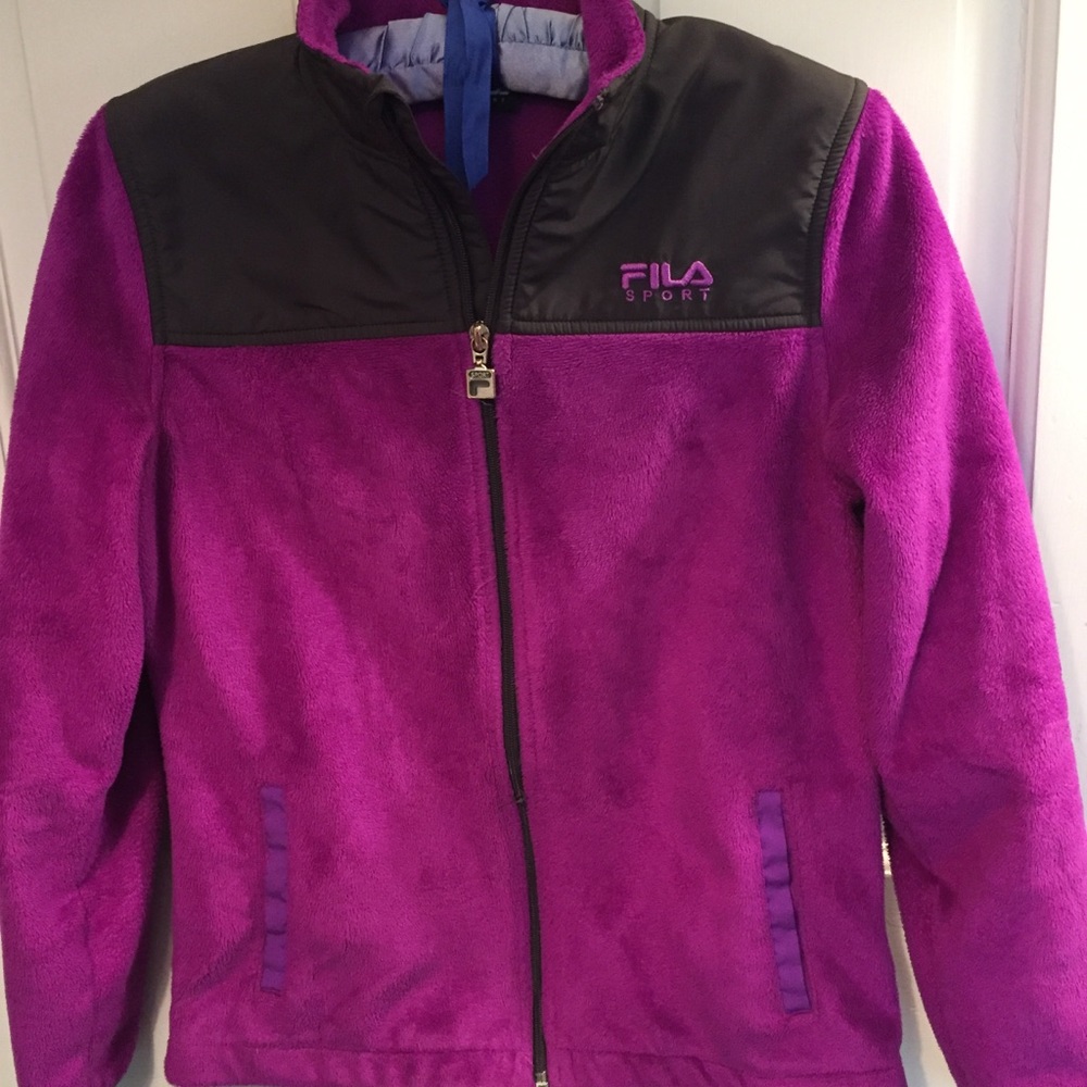 Fila girl’s jacket, size M (10/12)